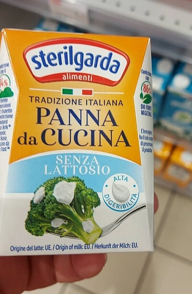 Panna da cucina senza lattosio
