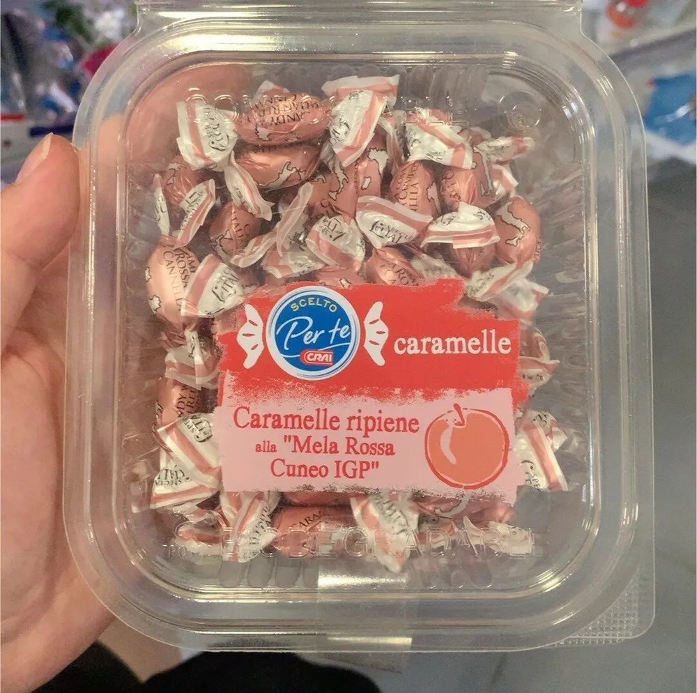 Caramelle alla mela rossa
