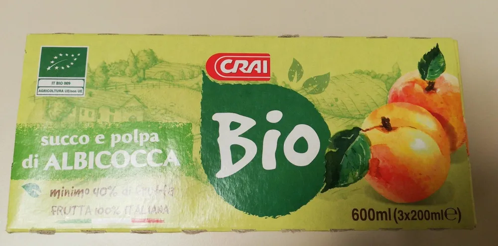 Succo e polpa di albicocca