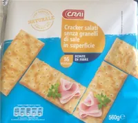 Crai cracker senza granelli di sale in superficie