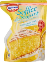 La soffice allo yogurt e gocce di cioccolato bianco