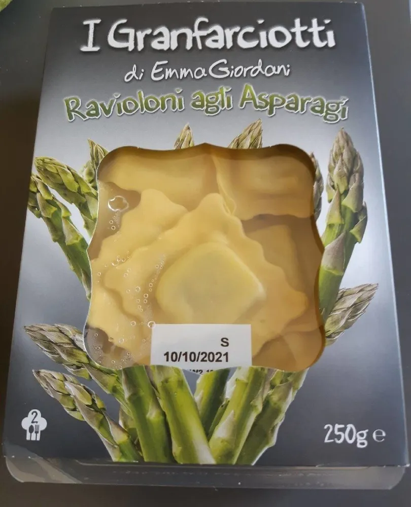 Ravioloni agli asparagi