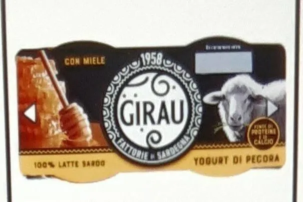 Yogurt di pecora con miele