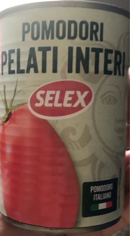 Pelati pomodori interi