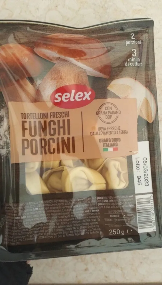 tortelloni freschi funghi porcini