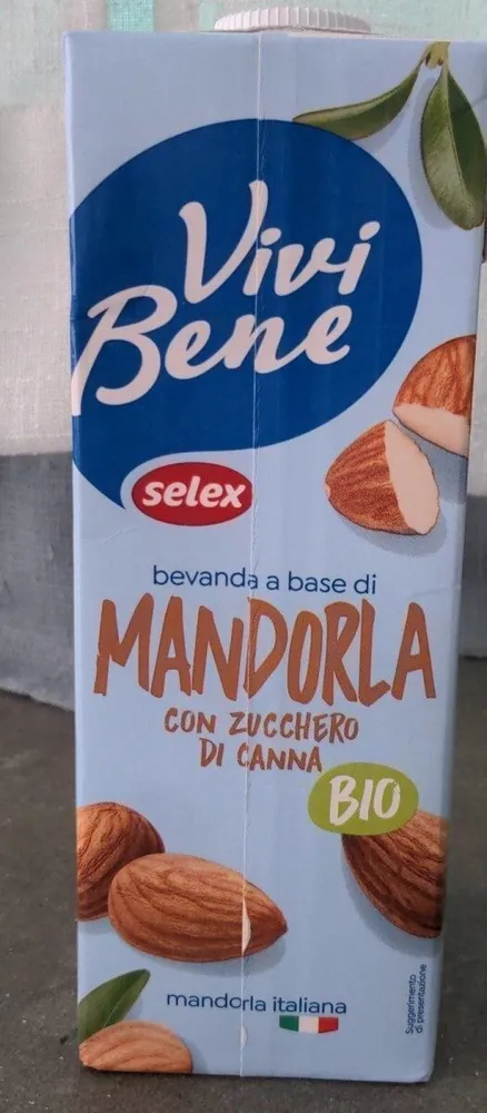 Bevanda a base di mandorla