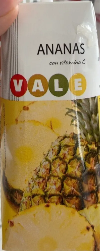 Bevanda analcolica a base di succo di ananas con vitamina c