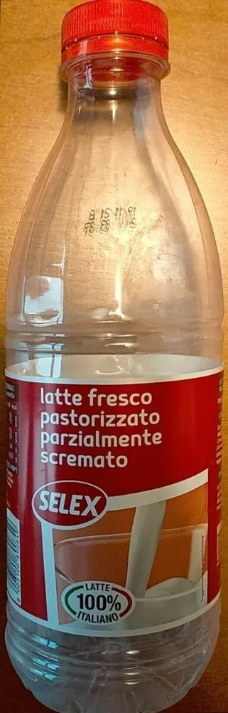 Latte fresco pastorizzato parzialmente scremato
