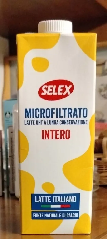 Latte intero microfiltrado