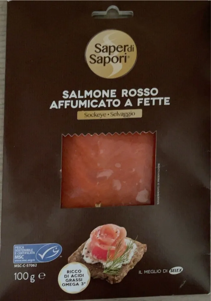 Salmone affumicato rosso a fette