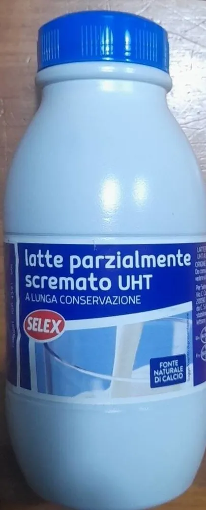Latte parzialmente scremato UHT