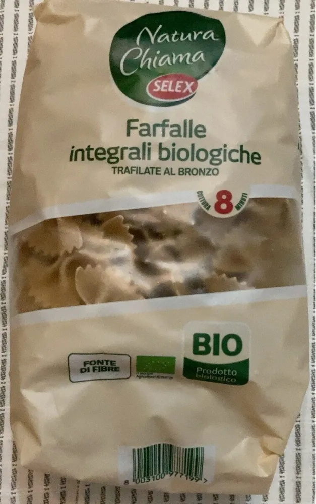 Farfalle integrali biologiche