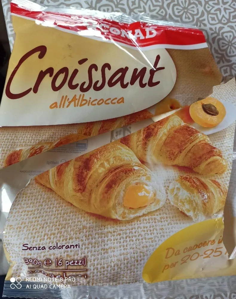 Croissant all'albicocca