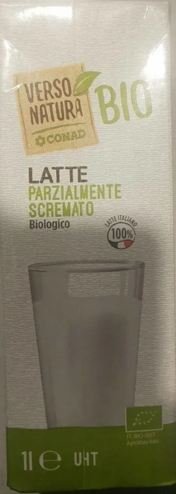 Latte parzialmente scremato