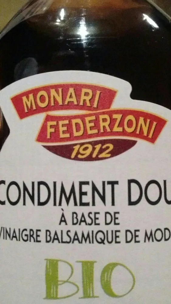 Condiment doux à base de vinaigre balsamique de Modène
