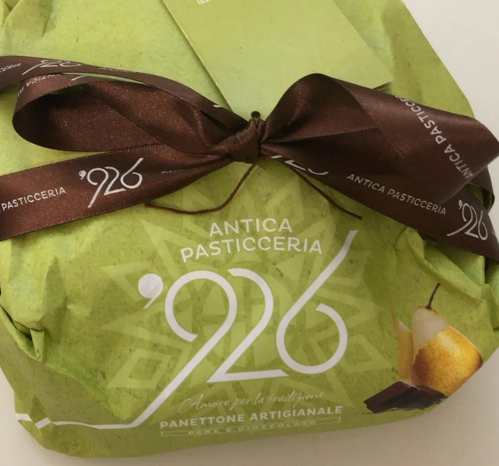 Colomba artigianale pera e cioccolato