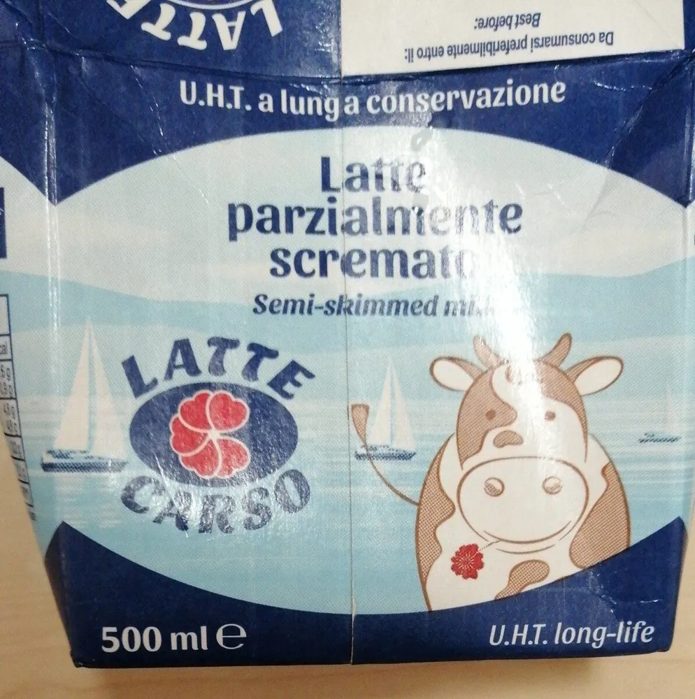 Latte parzialmente scremato