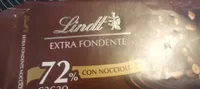 Cioccolato fondente con nocciole