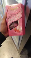 White Chocolate And Strawberry Balls