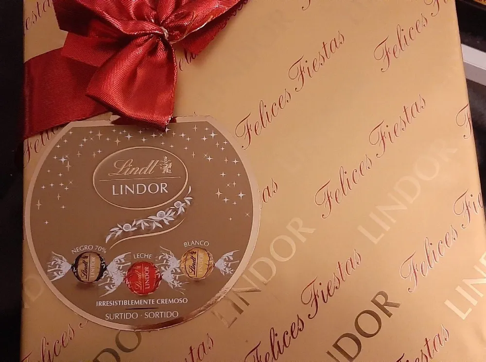 Lindt lindor surtido (negro, leche, blanco)