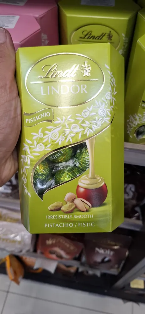 pistachio si capsuna