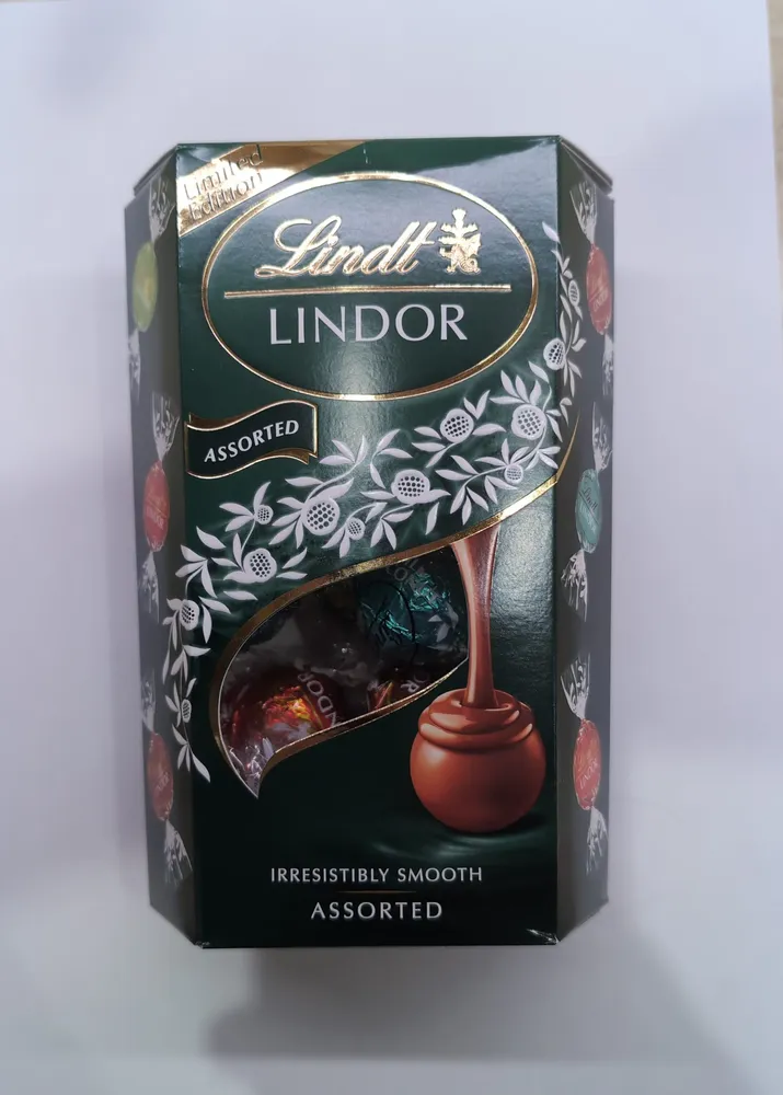 Lindt Lindor Irresistibly Smooth Assorted (Limited Edition)