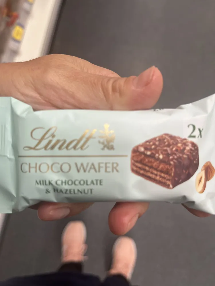 CHOCO WAFER MILK CHOCOLATE & HAZELNUT
