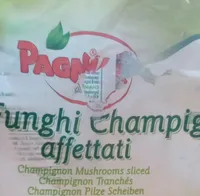 Funghi champignon affettati