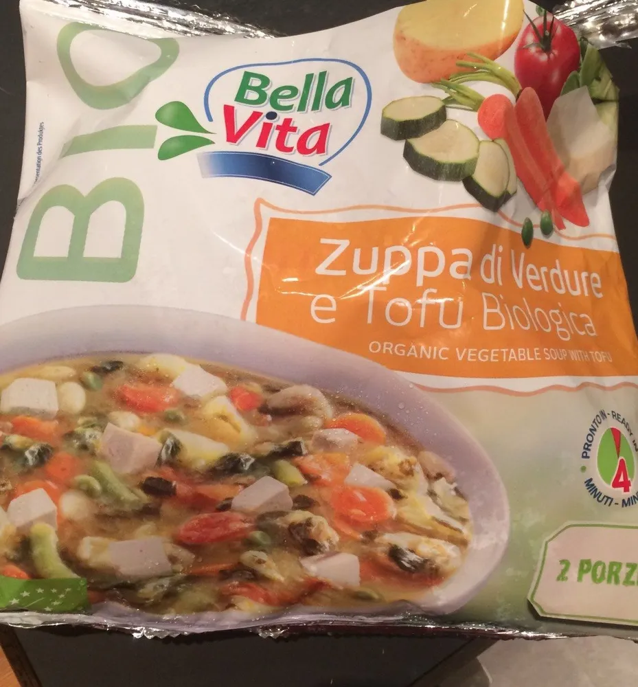 Zuppa di verdure e tofu biologica