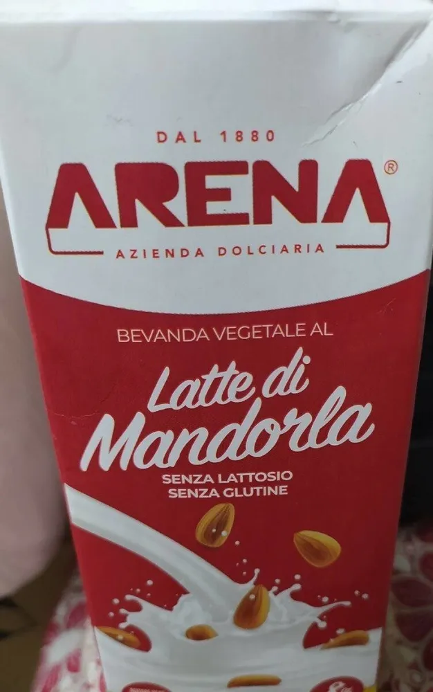 Bevanda vegetale al latte di mandorla
