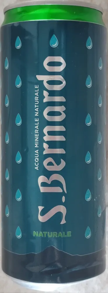 Acqua minerale naturale
