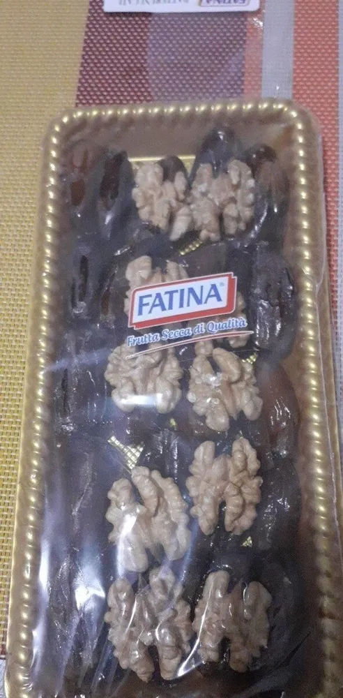 Datteri nucati