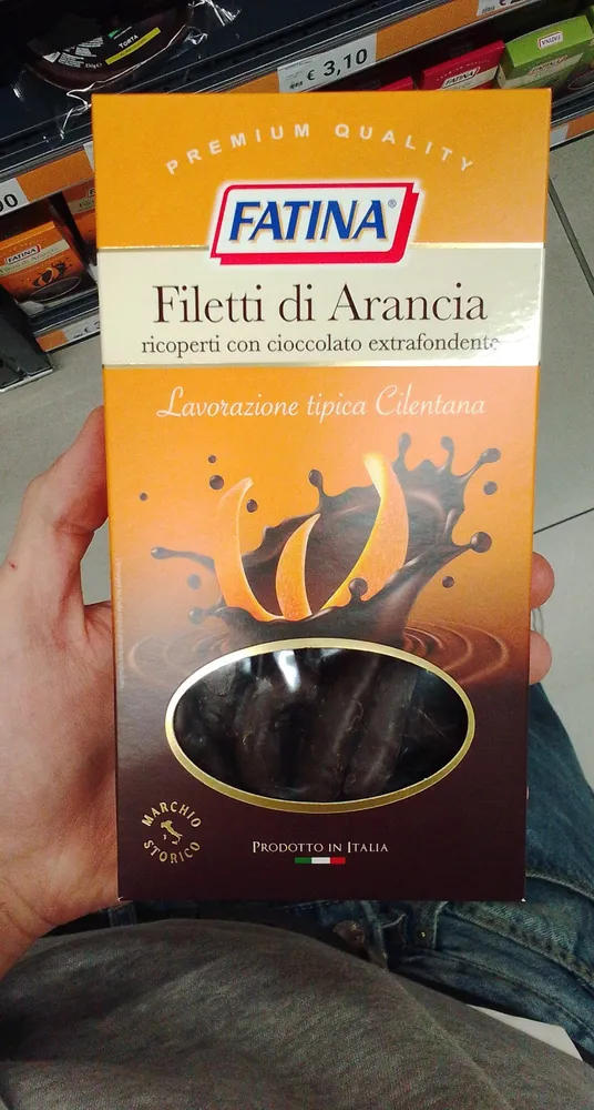 filetti di arancia ricoperti