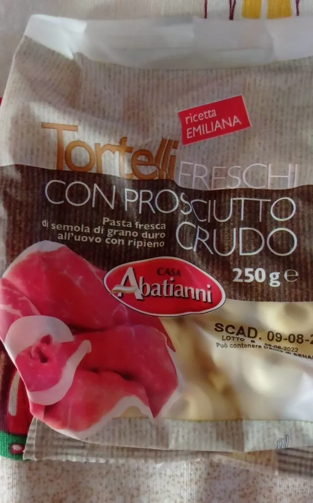 Tortelli freschi con prosciutto crudo