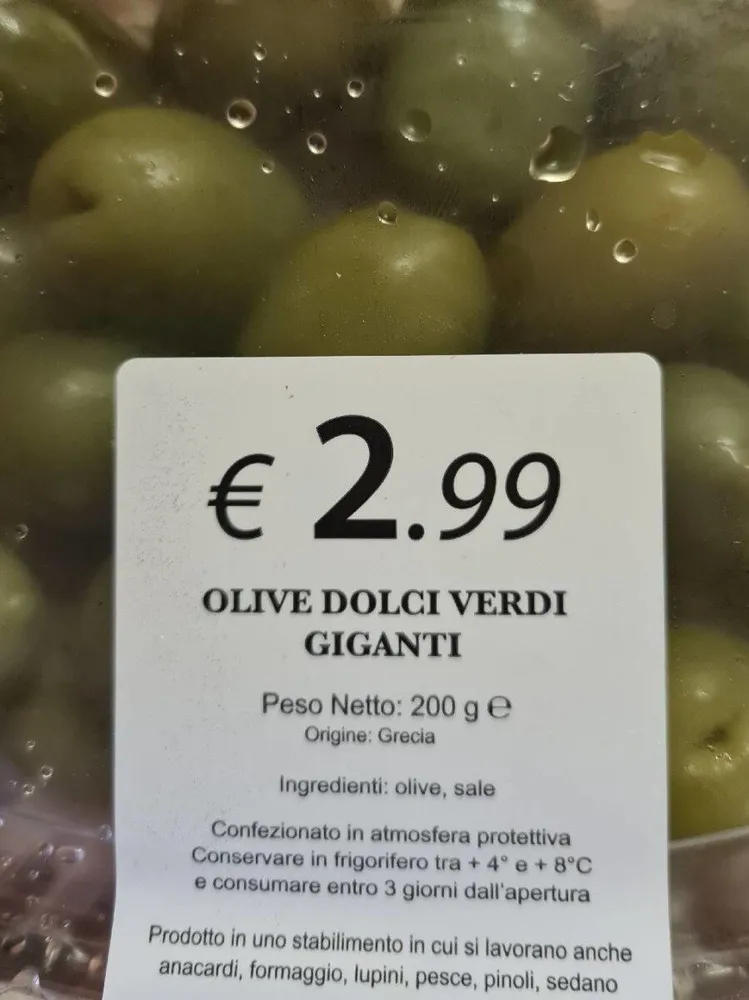 Olive dolci verdi giganti