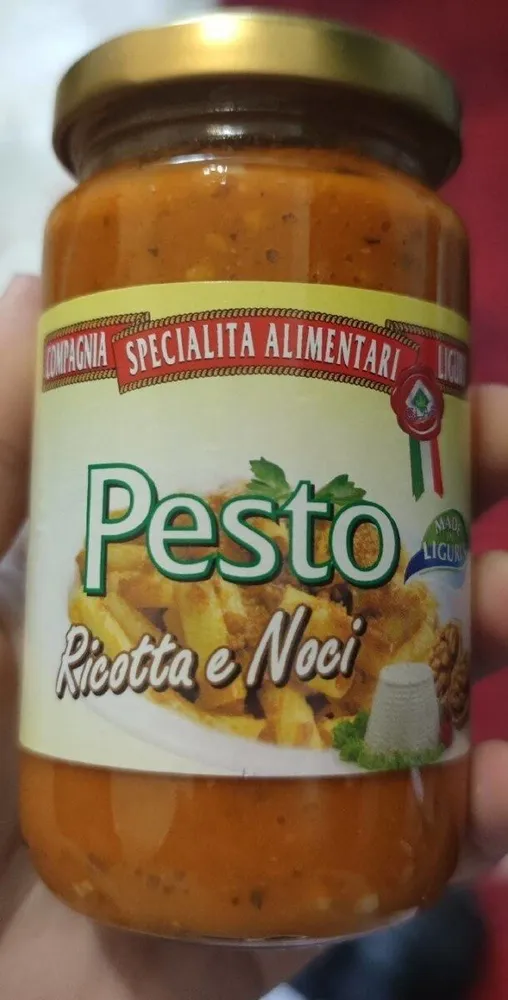 Pesto ricotta e noci