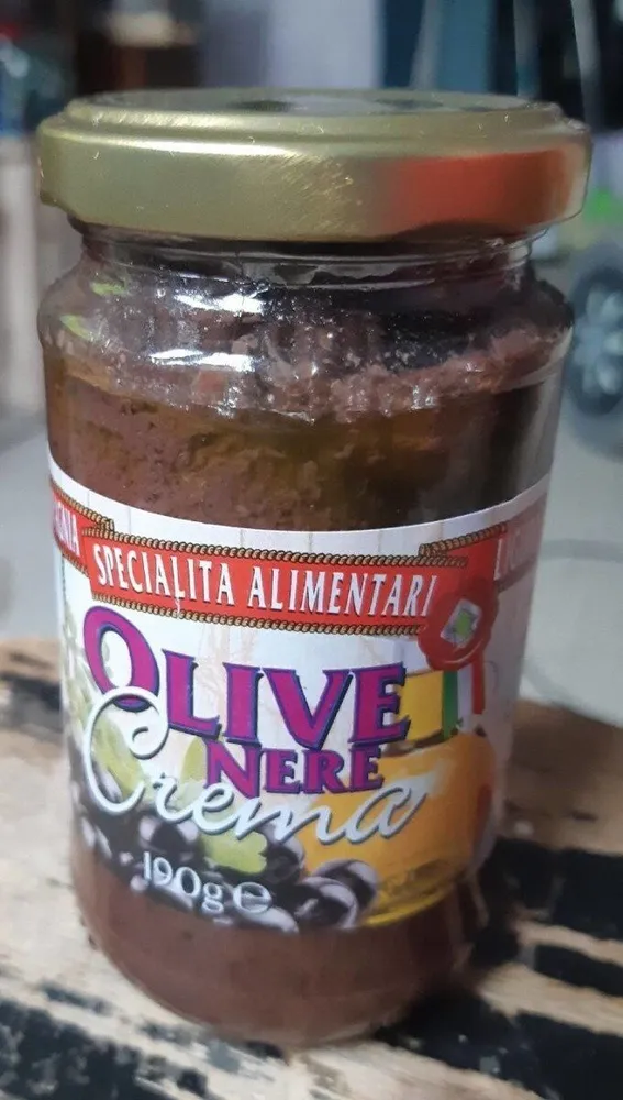 Olive nere crema
