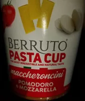 Maccheroncini pomodoro e mozzarella