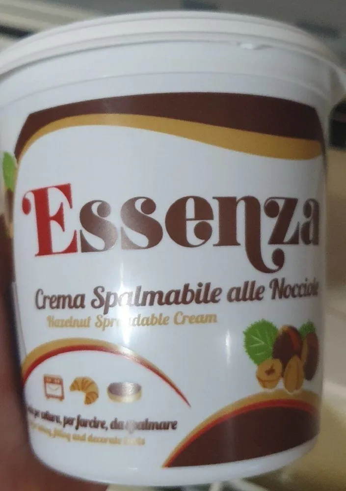 ESSENZA crema spalmabile alle nocciole