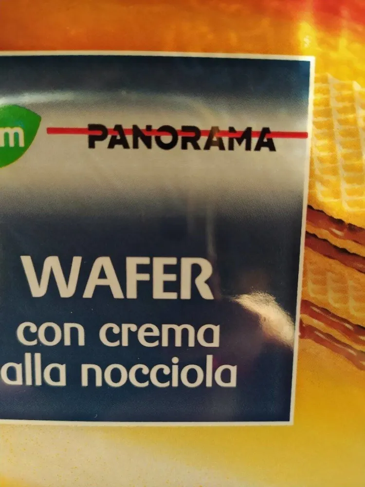 Wafer con crema alla nocciola