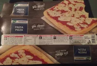 Pasta pizza