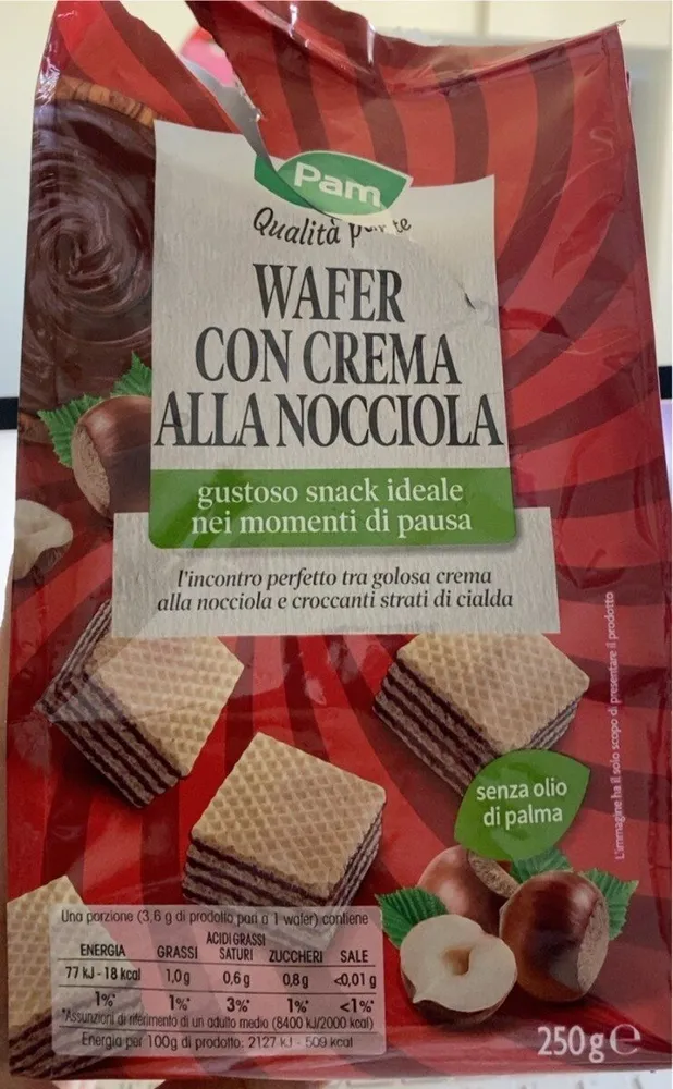 Wafer con crema alla nocciola