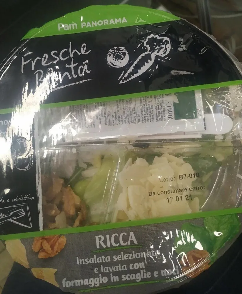 Insalata ricca fresche bontà
