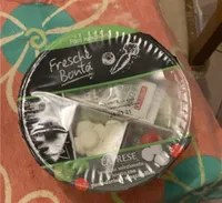 Insalata caprese fresca bontà