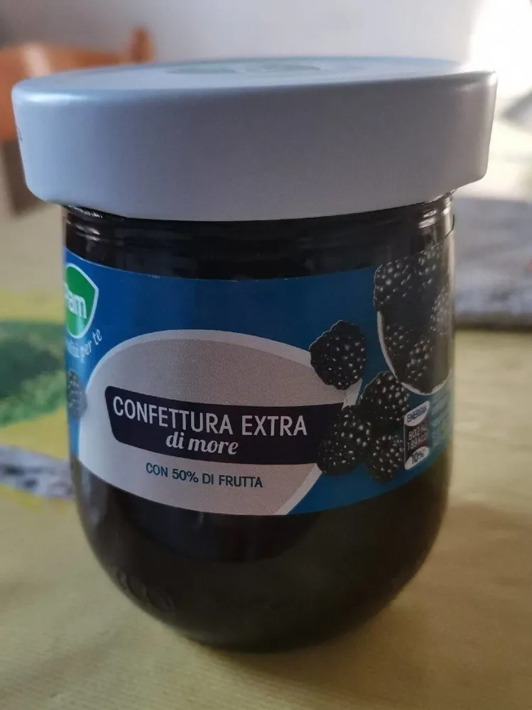 Confettura extra di more