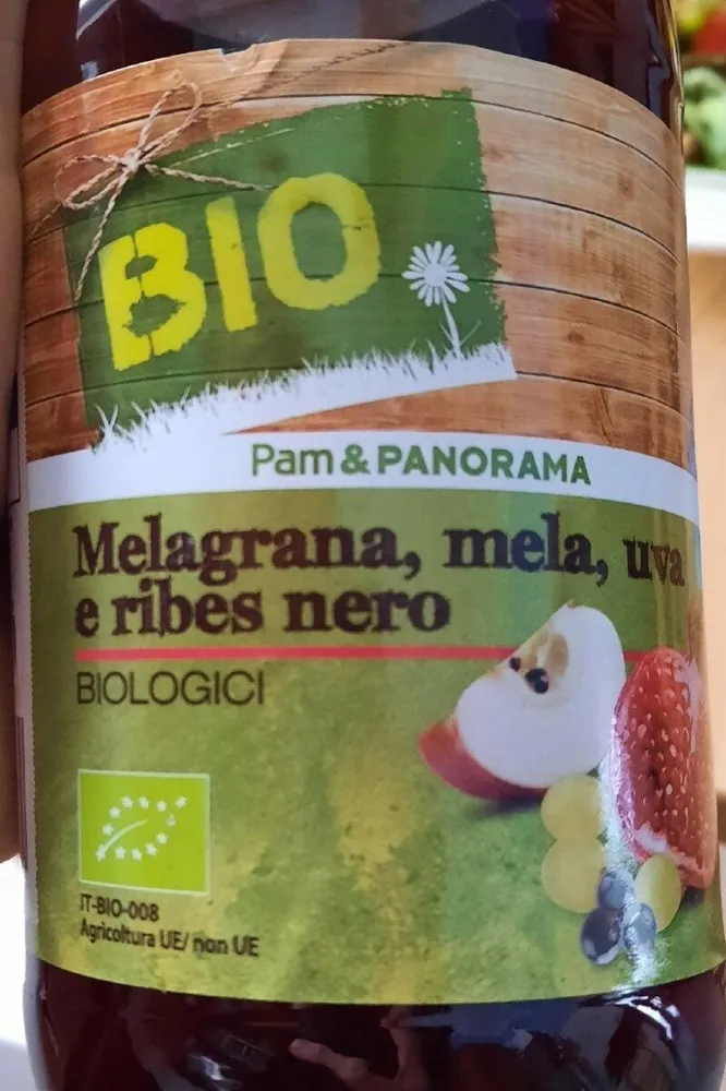 Melagrana, mela, uva, e ribes nero Succo