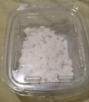 Cocco disidratato zuccherato a cubetti