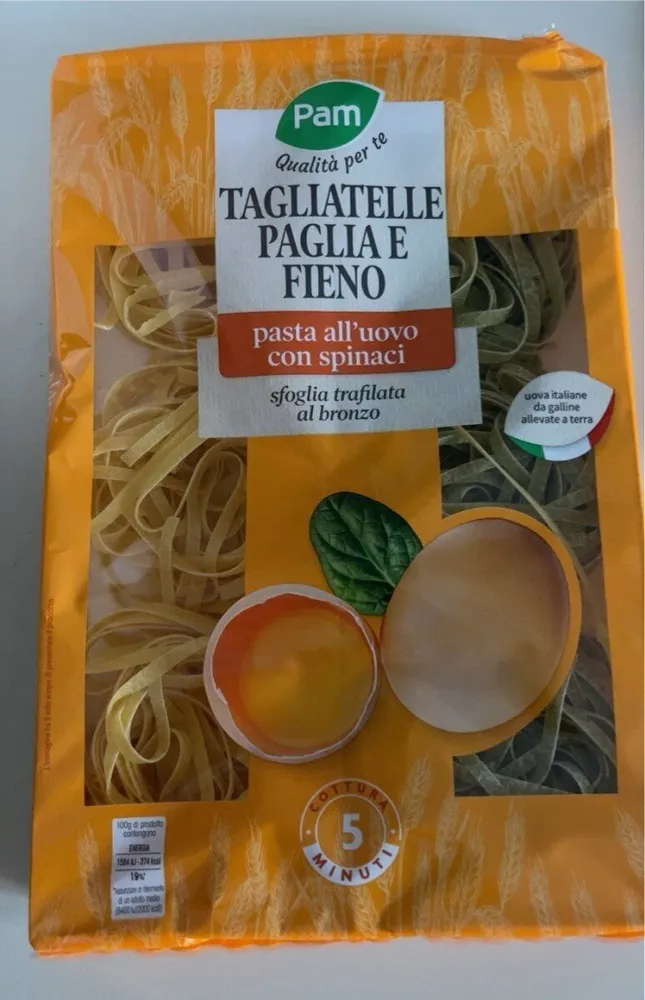Tagliatelle paglia e fieno