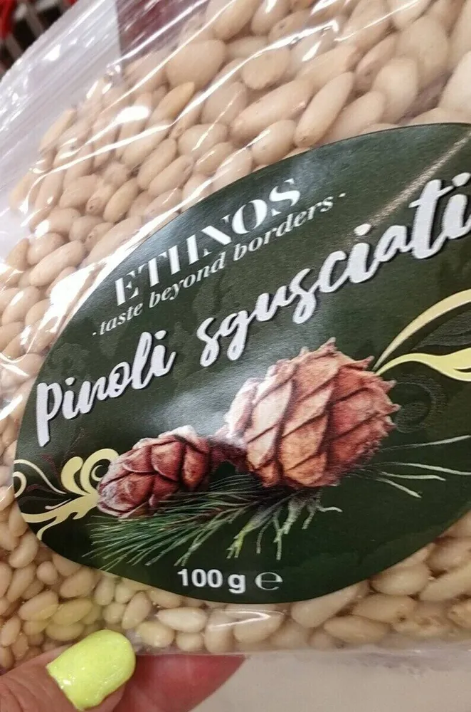 Pinoli sgusciati
