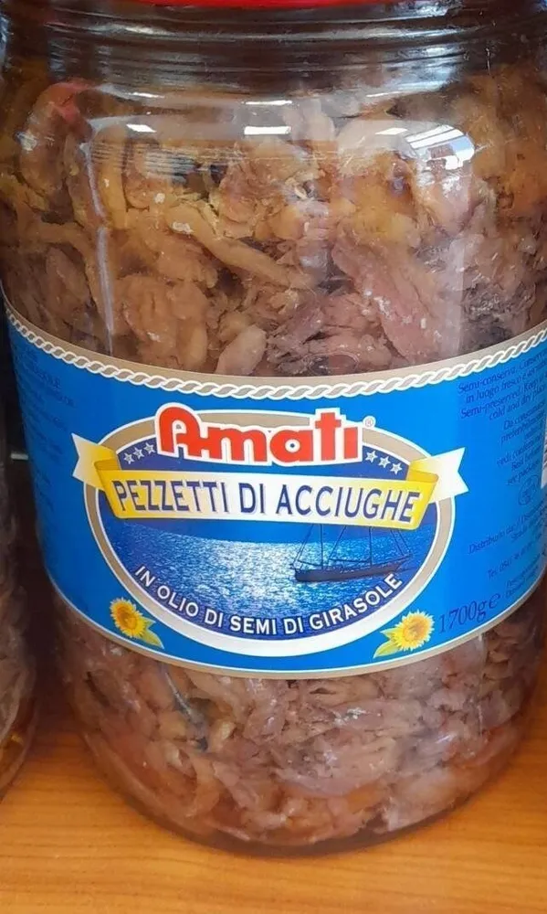 Pezzetti di acciughe